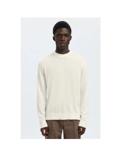 SELECTED 16099817_CRU