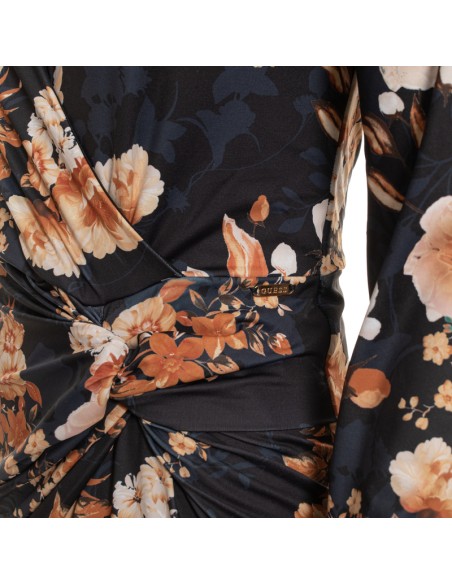 GUESS Q4GK27KB9S0_EST